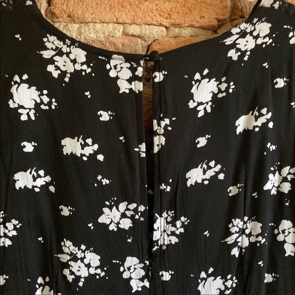🎉HP🎉 NWOT Rip Curl Women's Lakehouse Maxi Dress - black and white - size M - Picture 8 of 9